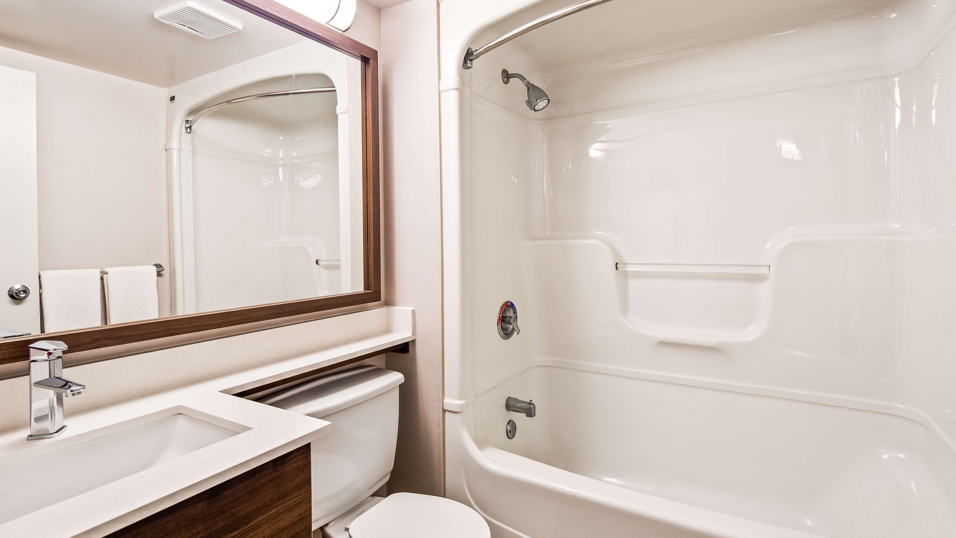 Best Western Hotel Brossard Εξωτερικό φωτογραφία
