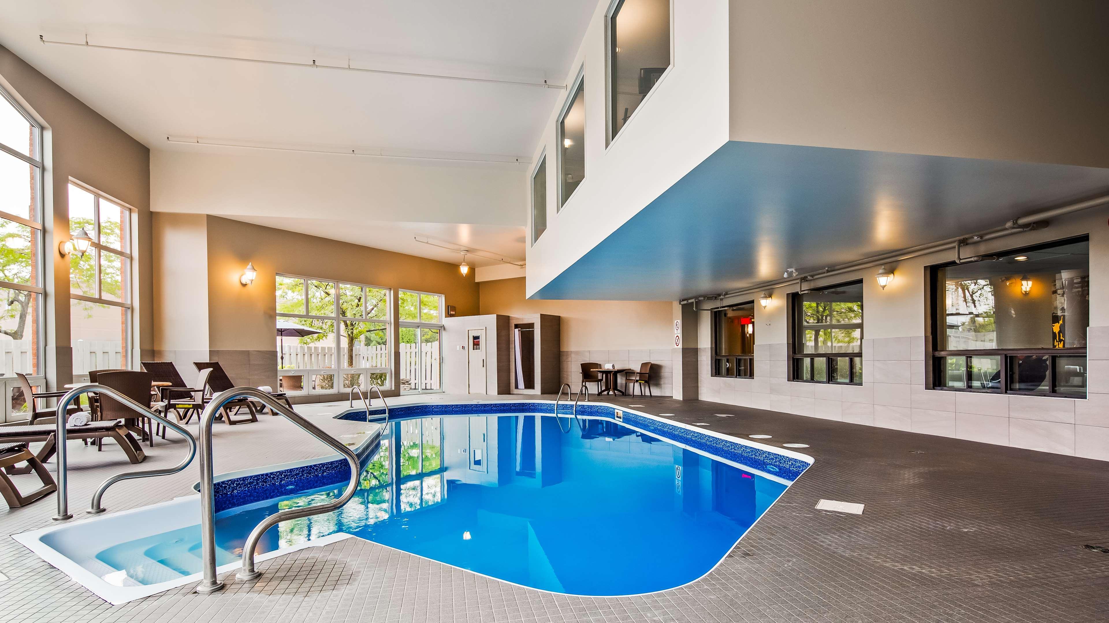Best Western Hotel Brossard Εξωτερικό φωτογραφία