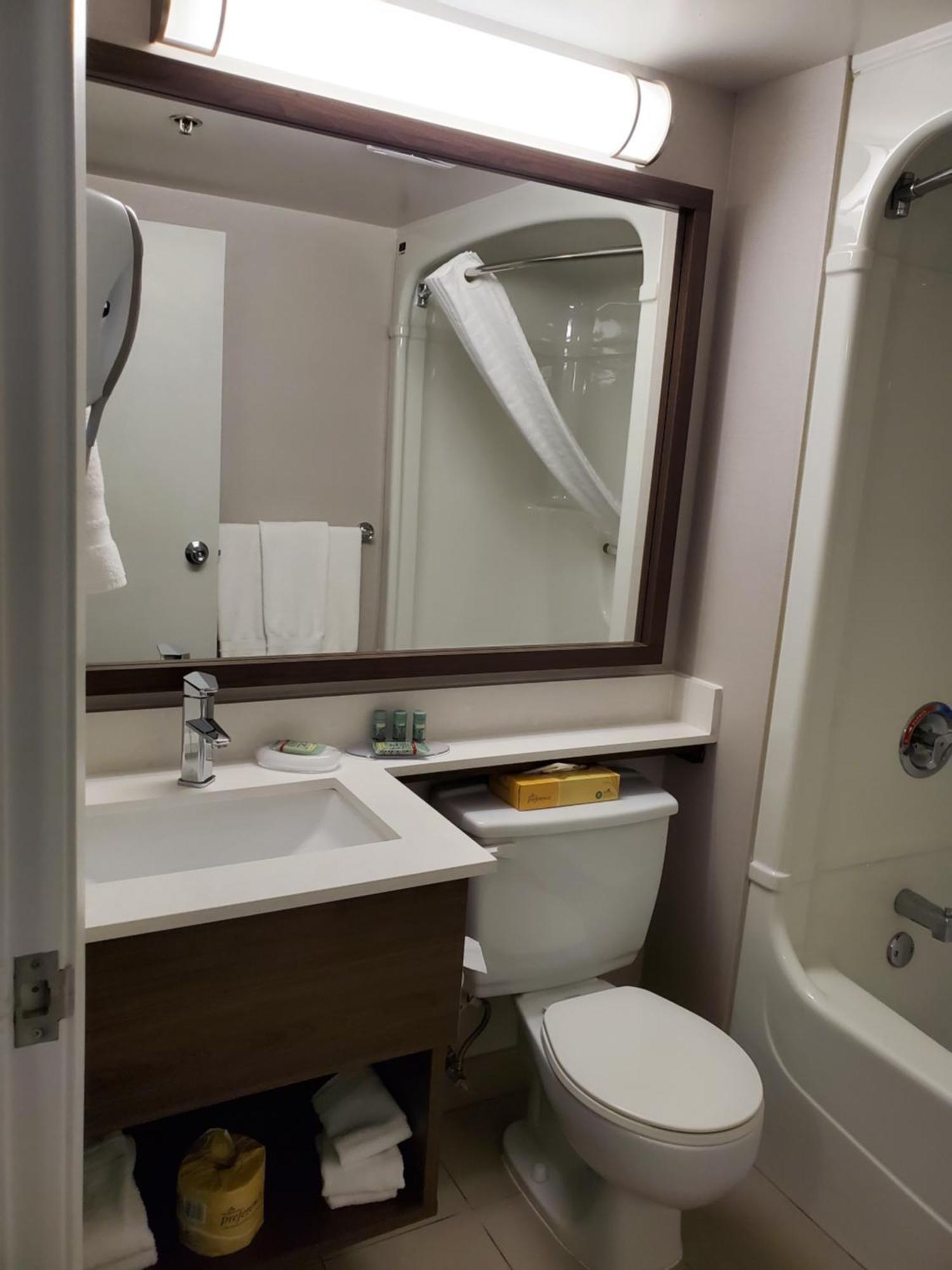 Best Western Hotel Brossard Εξωτερικό φωτογραφία